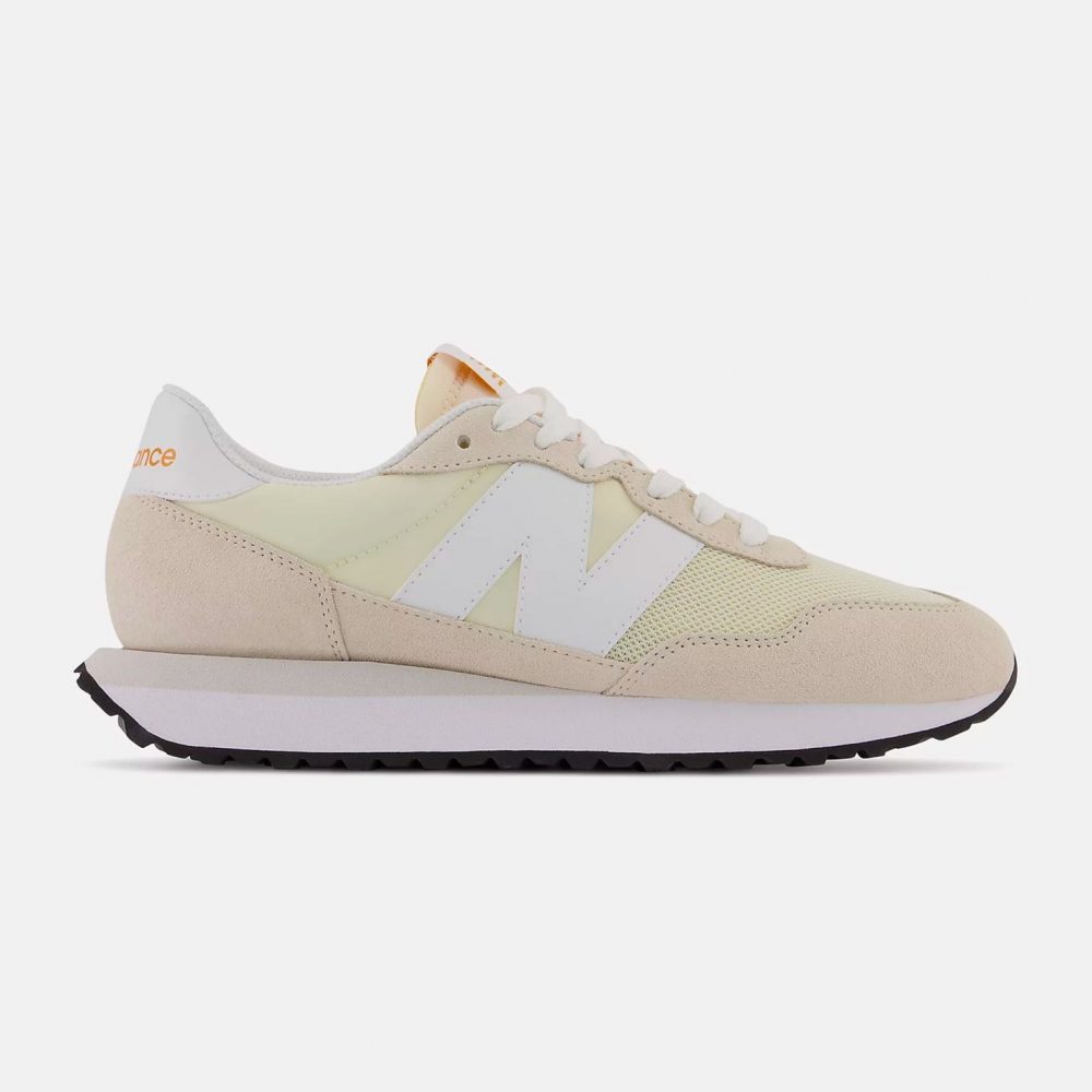 New Balance 237 Calm taupe with white