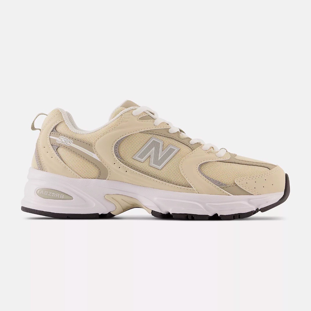 New Balance 530 Beige with aluminum and reflection