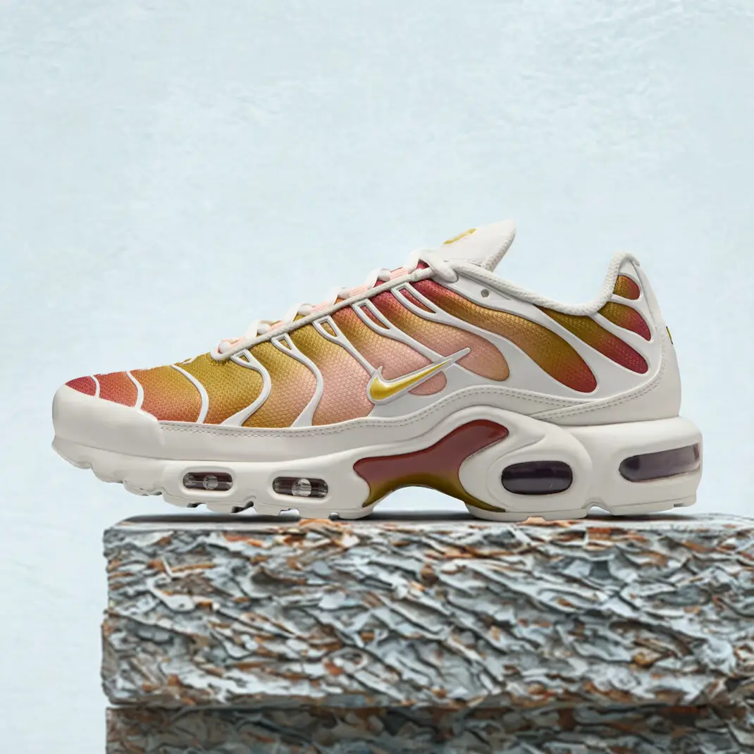 Nike Air Max Plus Phantom 1
