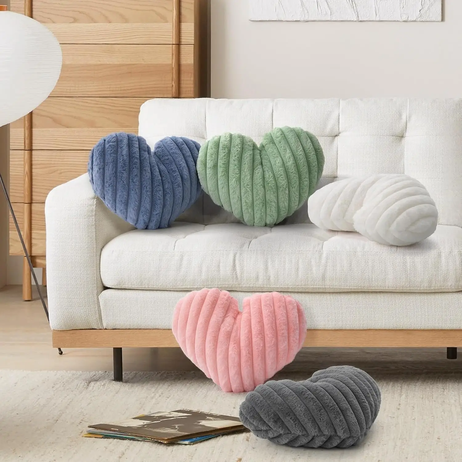 Heart Throw Pillows, Heart Shaped Soft Fluffy Faux Fur Cute Pillows for Women Valentine Anniversary Couch Bed Bedroom Room Home Decor Aesthetic