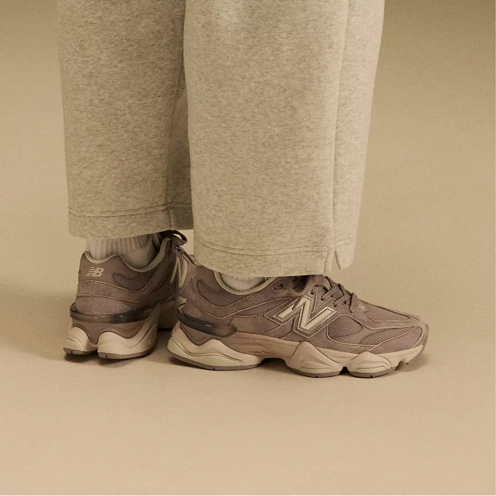 New Balance 9060 Grey