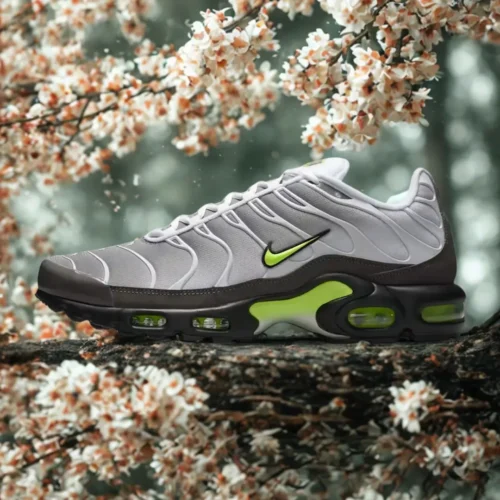 Nike Air Max Plus White Pearl Grey